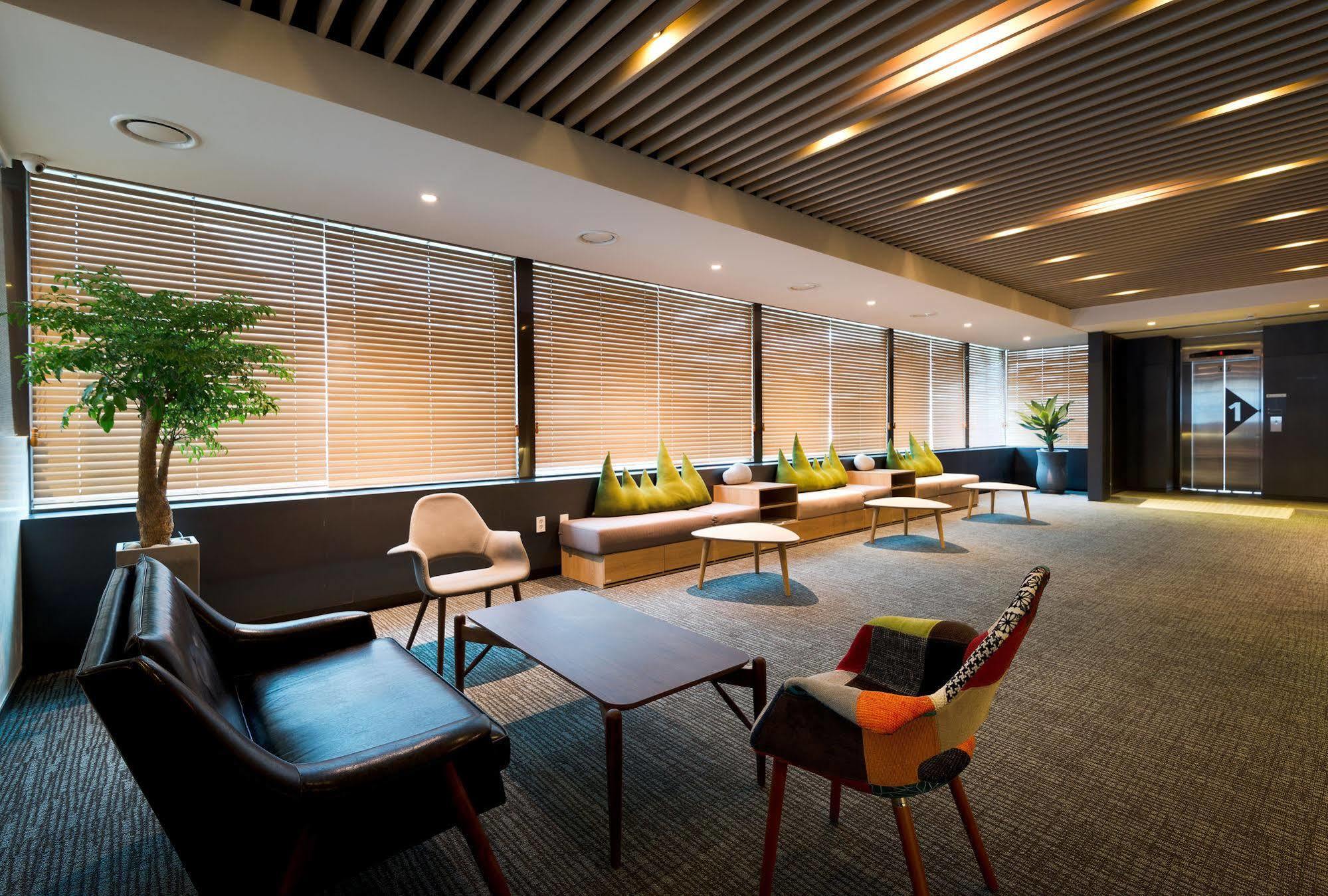 Metro Hotel Myeongdong Seoul Exteriör bild
