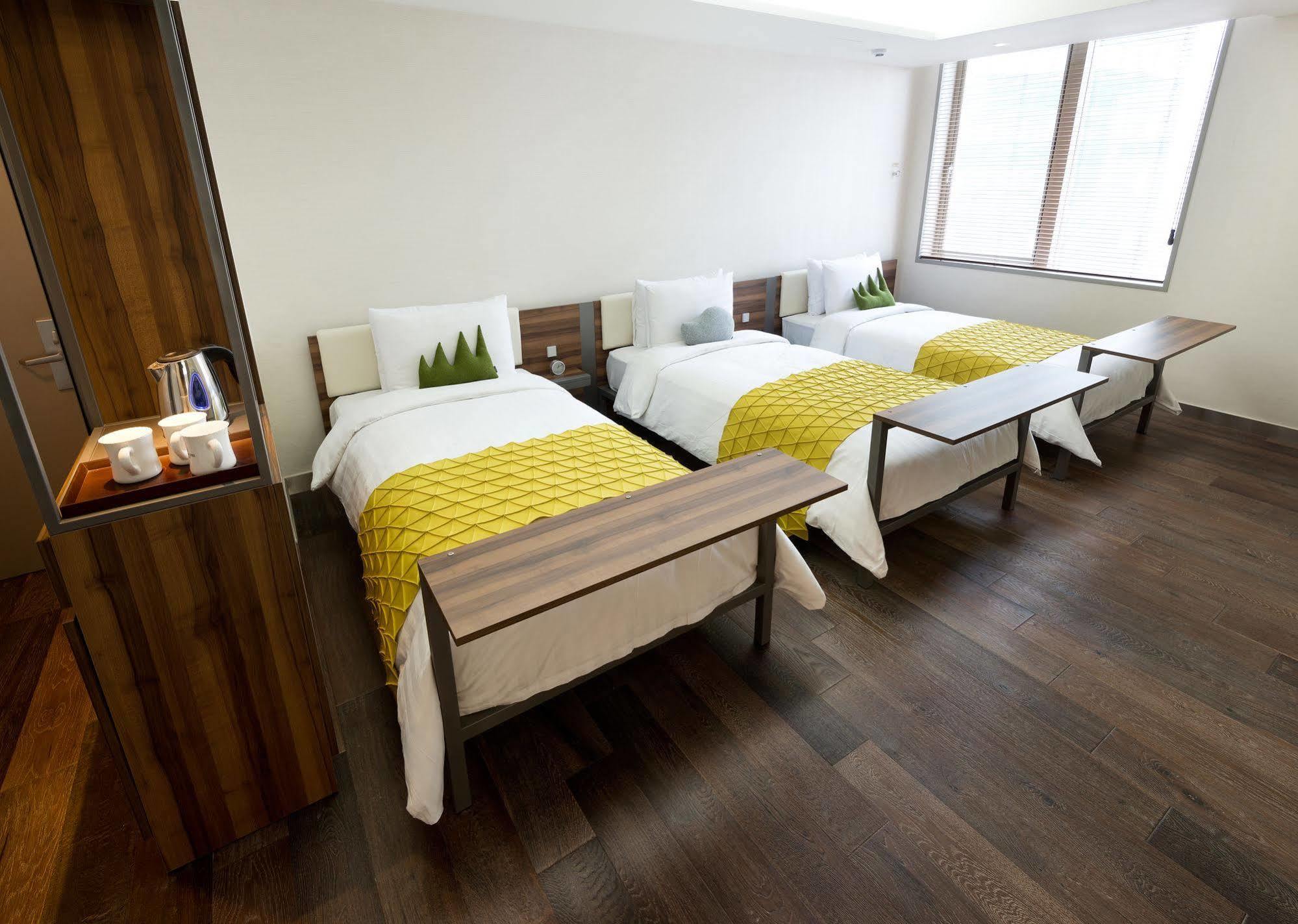 Metro Hotel Myeongdong Seoul Exteriör bild